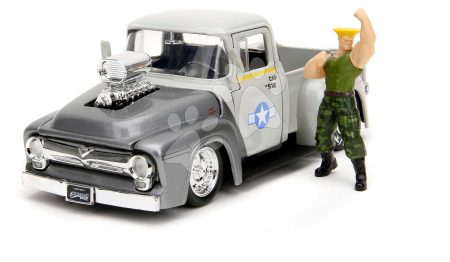 Kisautó Street Fighter Ford Pickup 1956 Jada fém nyitható részekkel és Guile akciófigurával hossza 20 cm 1:24 gyerek játék webáruház - játék rendelés online